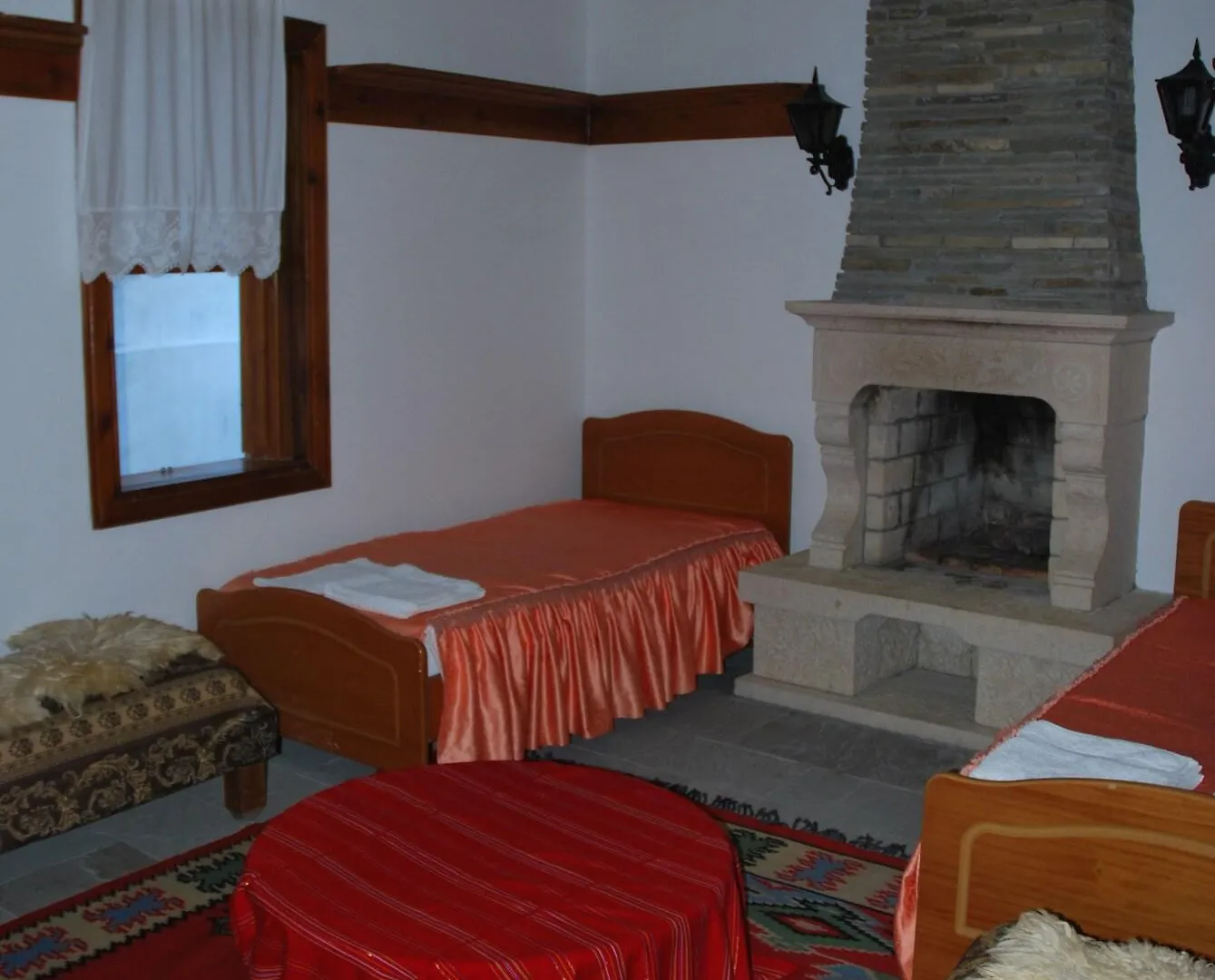 ***  Hotel Berati Albania