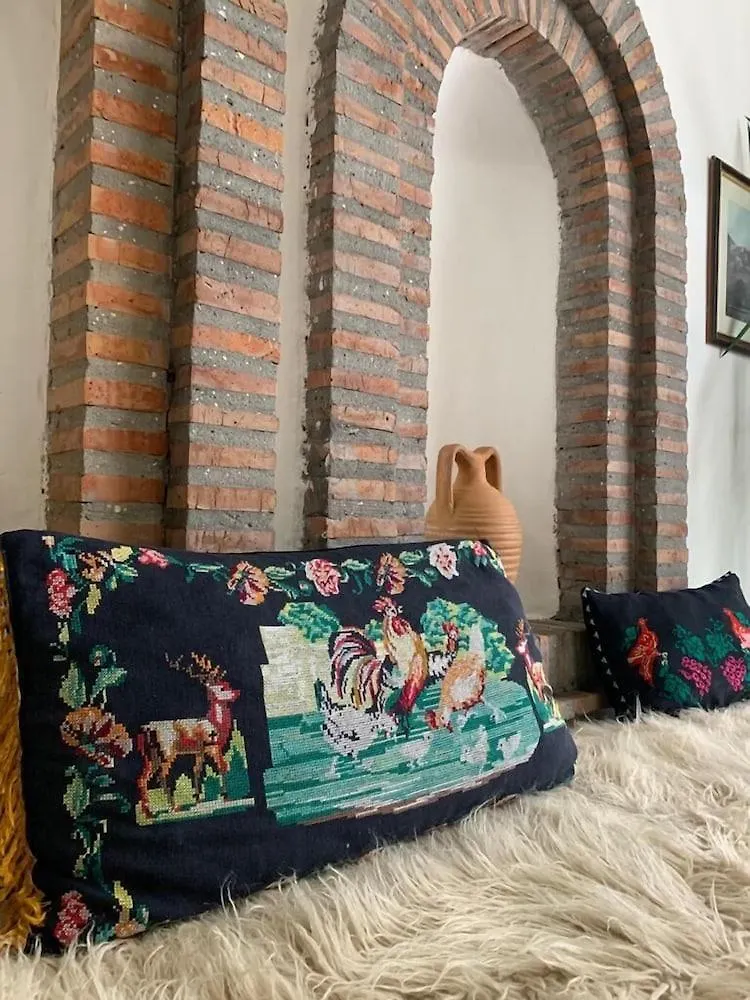 ***  Hotel Berati Albania